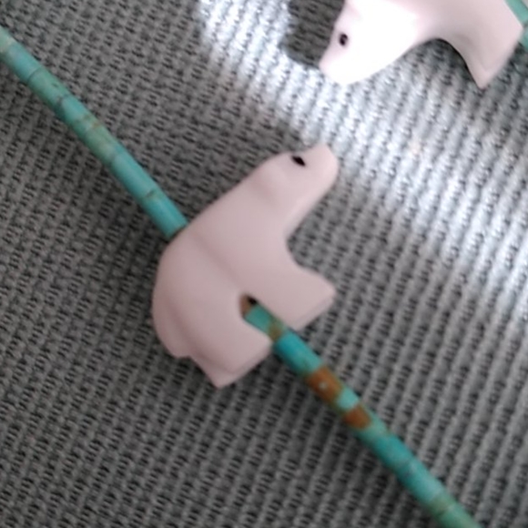 SOLD OUT ***GENUINE INDIAN HANDMADE CARVED BEAR NECKLACE'S - Picture 2 of 7